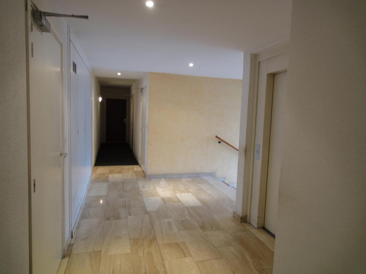 Square Walliser Pres Zenith Strasbourg Luaran gambar