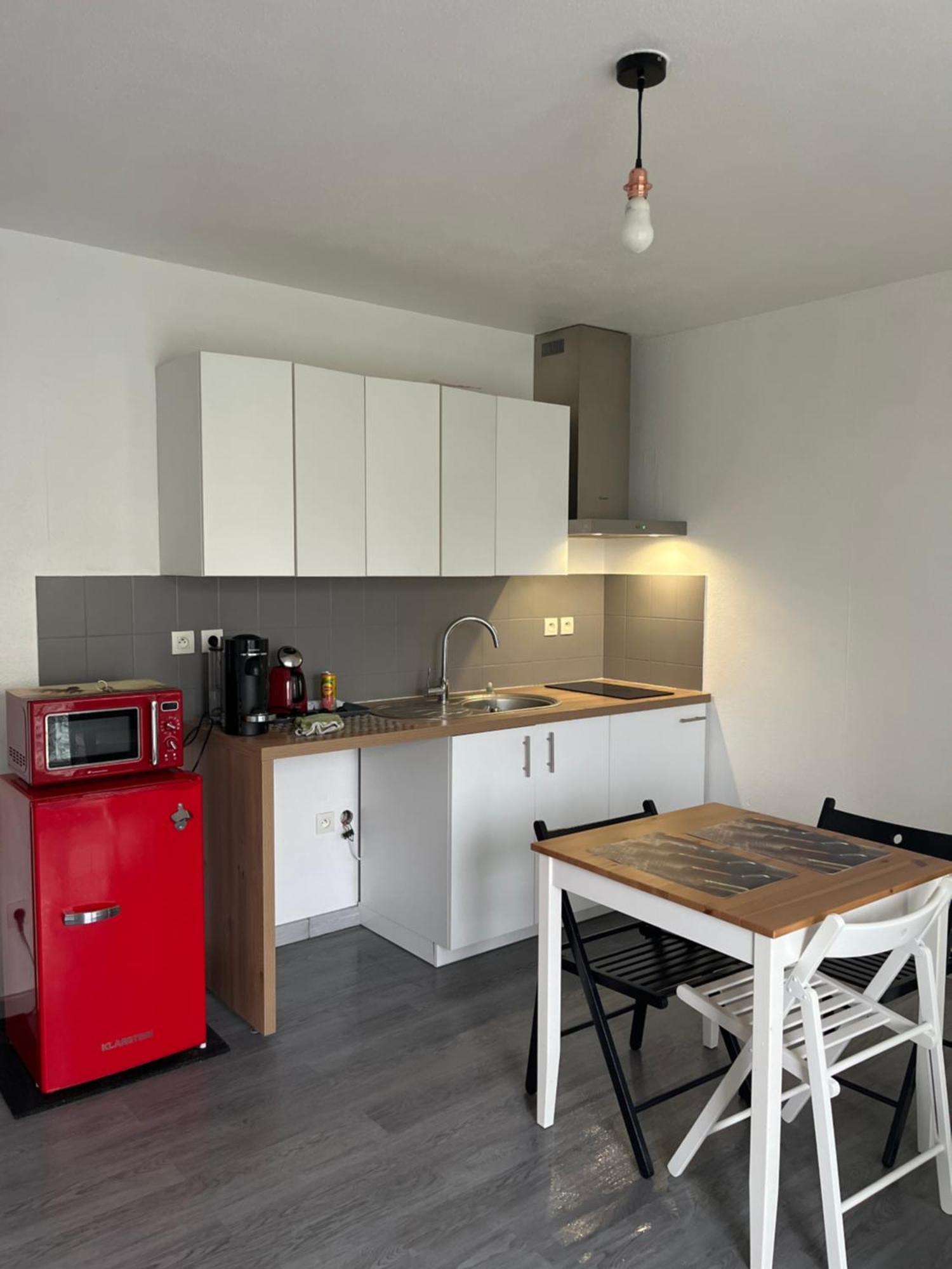 Square Walliser Pres Zenith Strasbourg Luaran gambar